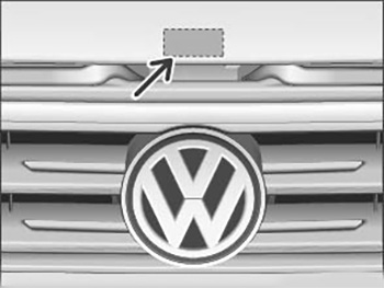 Открывание и закрывание капота Volkswagen Polo Liftback